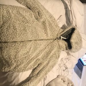 Thread & supply fuzzy zip up!